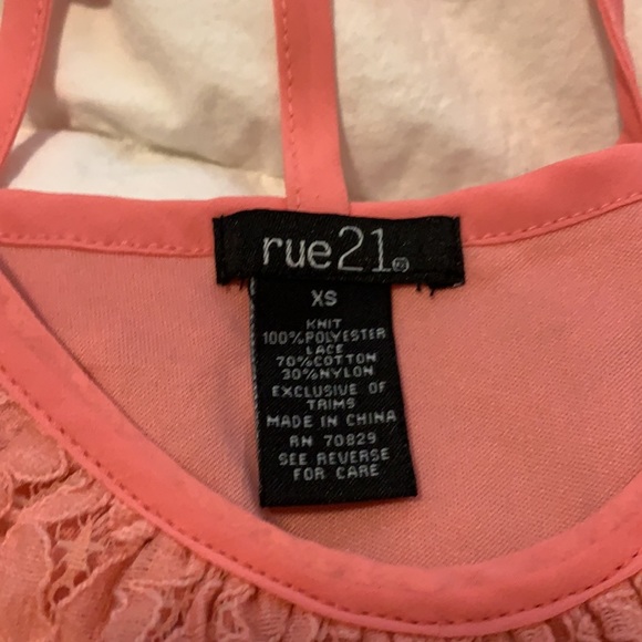 Juniors Rue 21 Lace Tank - Picture 3 of 5